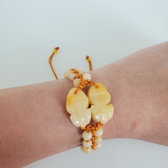 Beaded adjustable strap bracelet - Picture 1 of 4